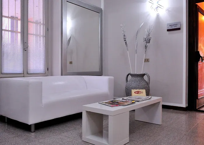 몰리나리 호텔 3*