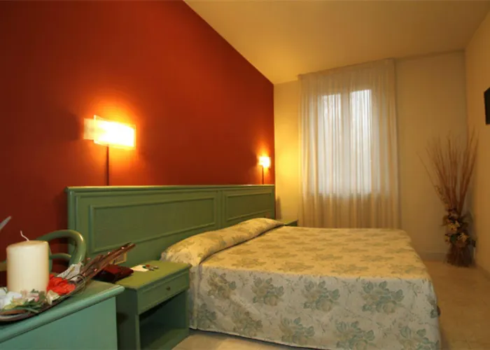 Molinari 3* קולצ'יו